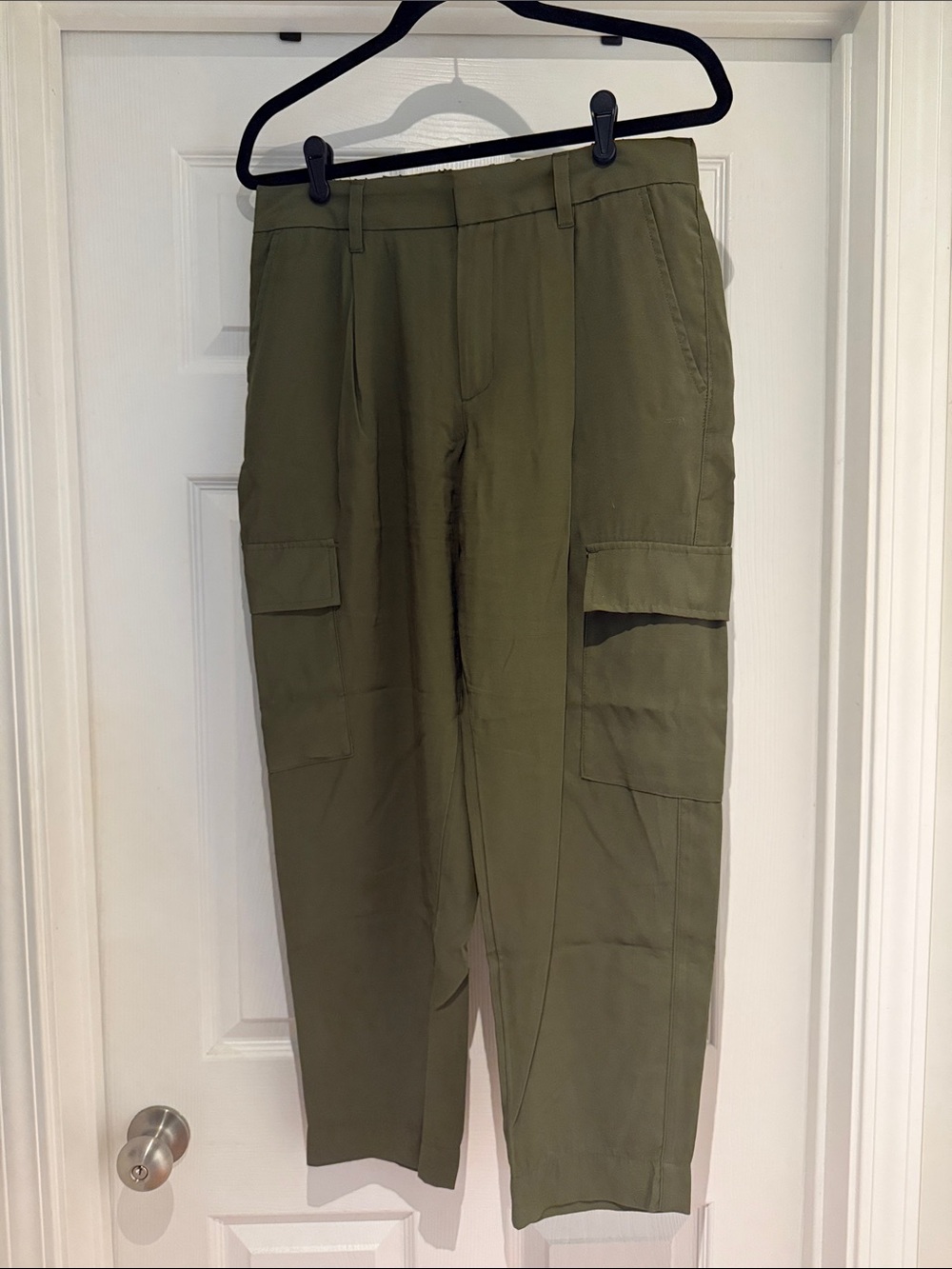 Women’s Olive Cargo Style Pants